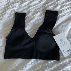 NWT Athleta Aurora plunge bra A-C cup size XS